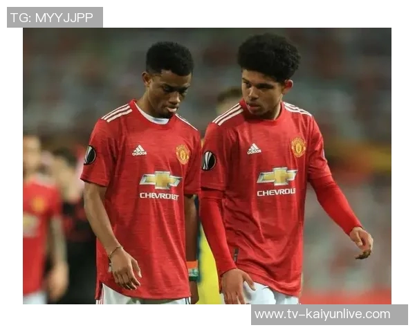 本福斯特称卡里克是曼联所需人才曼联球员面临的挑战无与伦比